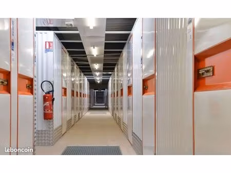 garage/box 10 m² tours
