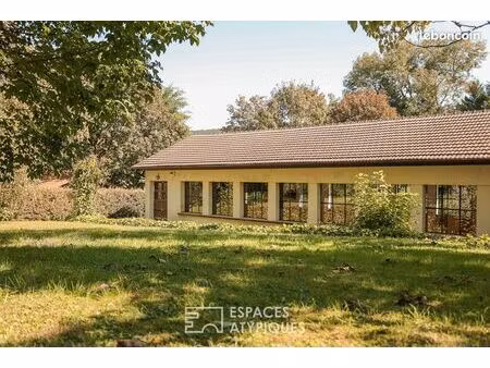 maison 4 pièces 207 m²