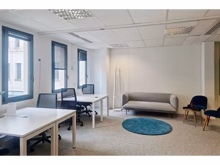 location meublée locaux professionnels 30 m² à maisons-laffitte (78600)  1 799 €