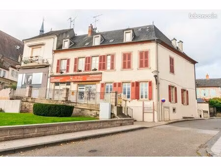 immeuble 13 pièces 418 m²