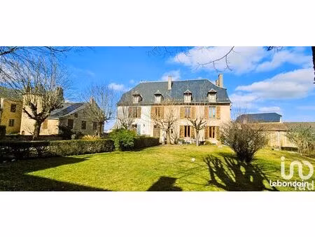 maison 11 pièces 270 m²