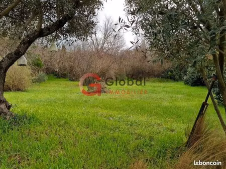 terrain 1 037 m² villecroze