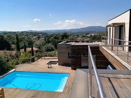 maison contemporaine quartier résidentiel