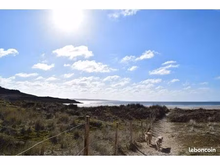 terrain viabilisé proche de la mer