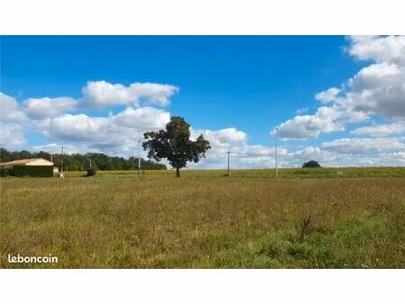 terrain 1200m2 proche grenade