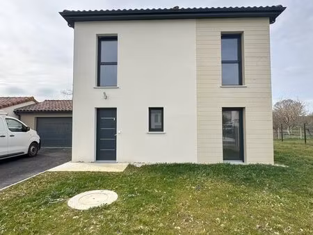 villa 5 pièces 104 m²
