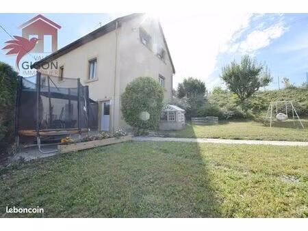 maison 7 pièces 130 m²