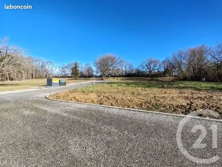 terrain 799 m² plagne