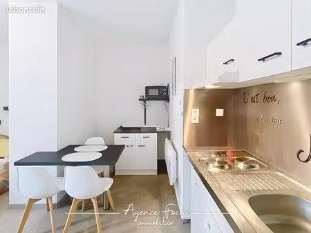 studio 1 pièce 26 m²