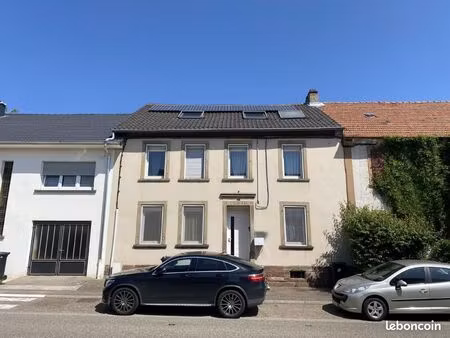 maison 9 pièces 205 m²