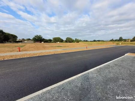 terrain 711 m² lisle-sur-tarn