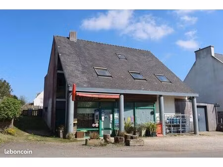 immeuble de rapport 240 m² commana
