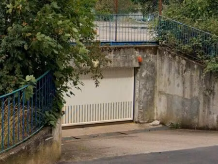 place de parking couvert et fermé thionville