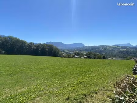 terrain 768 m² chapeiry