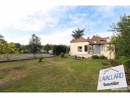 propriété 6 pièces 106 m²