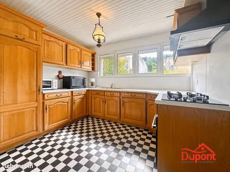 maison 6 pièces 145 m²