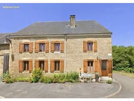 maison de village 6 pièces 211 m²