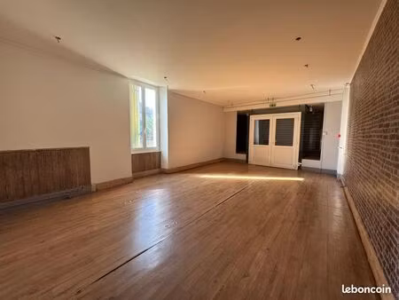 local commercial 72 m²