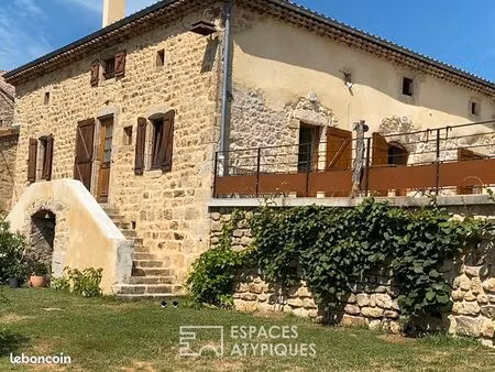 propriété 7 pièces 350 m²