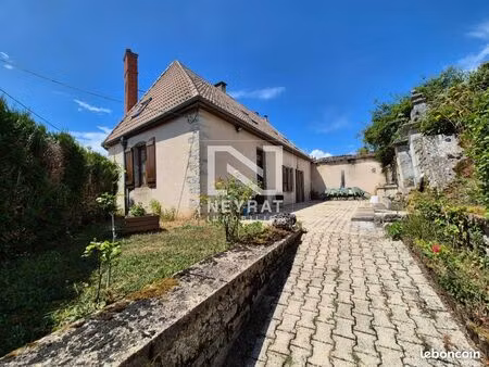 maison 6 pièces 144 m²