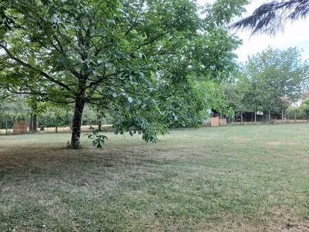 terrain constructible bourg de sers 1000 m2