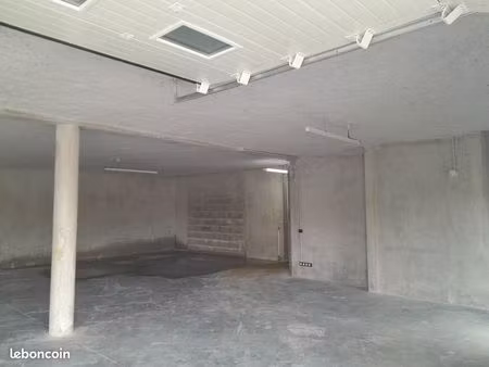entrepôt 153 m² bayonne