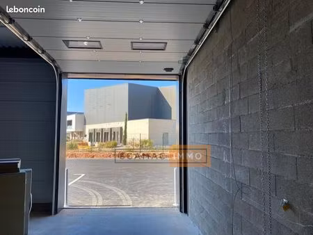 local industriel 329 m²