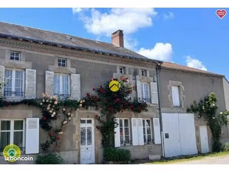 maison 7 pièces 137 m²