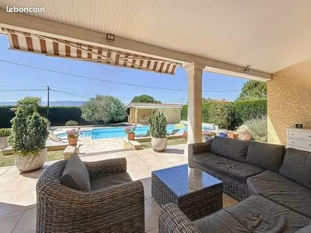 maison 6 pièces 165 m²