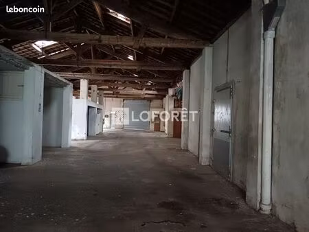 parking/box 477 m² moissac