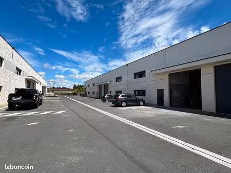 entrepôt 224 m² mios