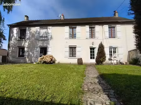 maison 5 pièces 185 m²