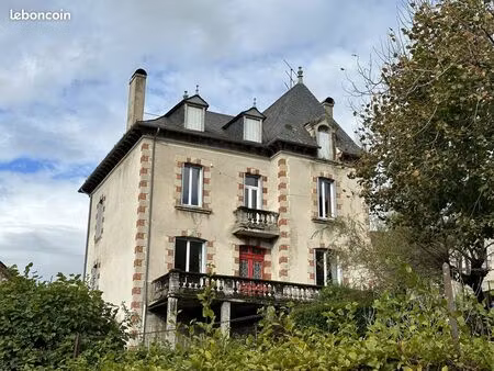 maison 6 pièces 130 m²