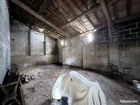 loft/atelier/surface 1 pièce 100 m²