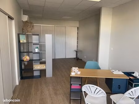 local commercial 36 m² châbons