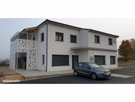 a louer local 40m2 - santé bien-être