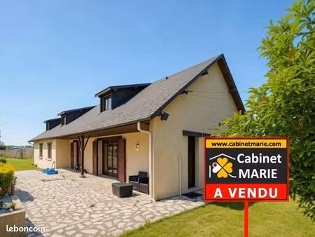 pavillon 6 pièces 240 m²