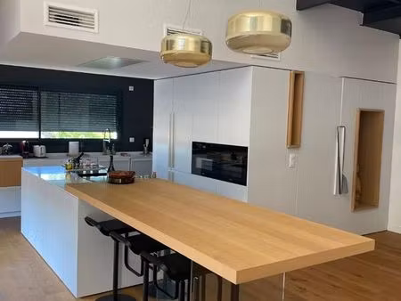 maison 4 pièces 157 m²