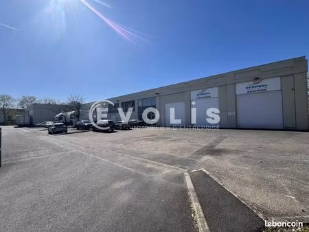 local d'activité 304 m²