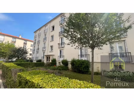 4 pieces proche r.e.r a et e au grand calme