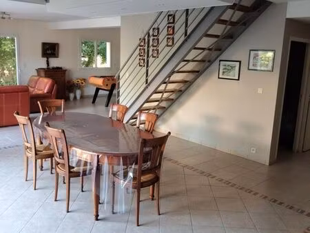 pavillon 7 pièces 170 m²