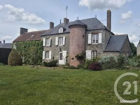 maison de village 11 pièces 233 m²