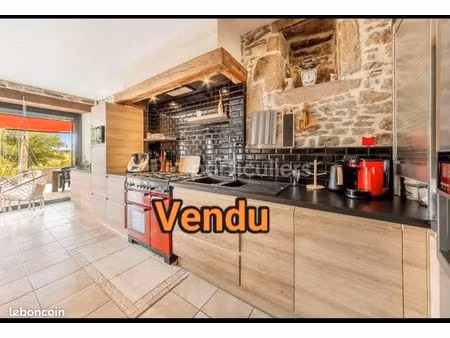 longère 6 pièces 146 m²