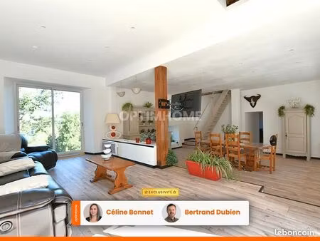 maison 8 pièces 164 m²