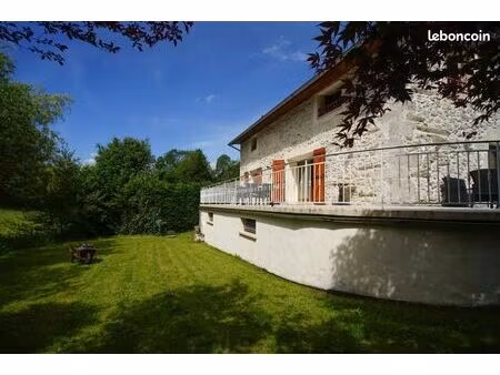 ferme 7 pièces 197 m²