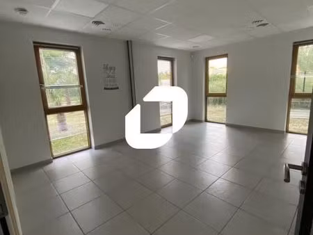 bureaux 90 m²