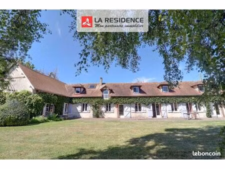 propriété 9 pièces 234 m²