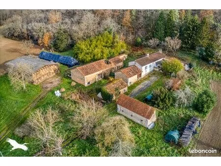 ferme 5 pièces 250 m²