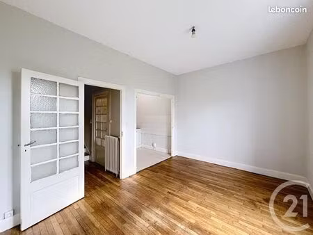 maison 2 pièces 64 m²