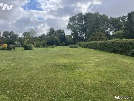terrain 1574 m² bremes